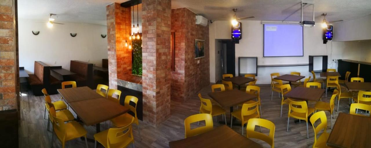 Hotel Delf-Inn Cuernavaca Kültér fotó